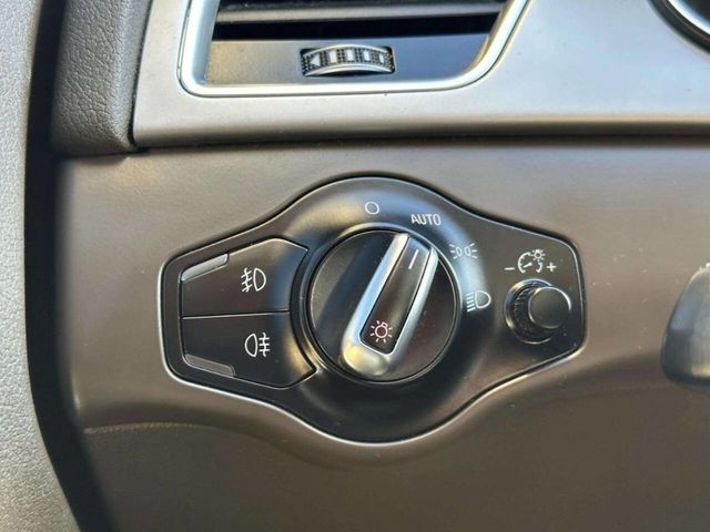 2015 Audi A4 4dr Sedan Automatic quattro 2.0T Premium - 22971679 - 27