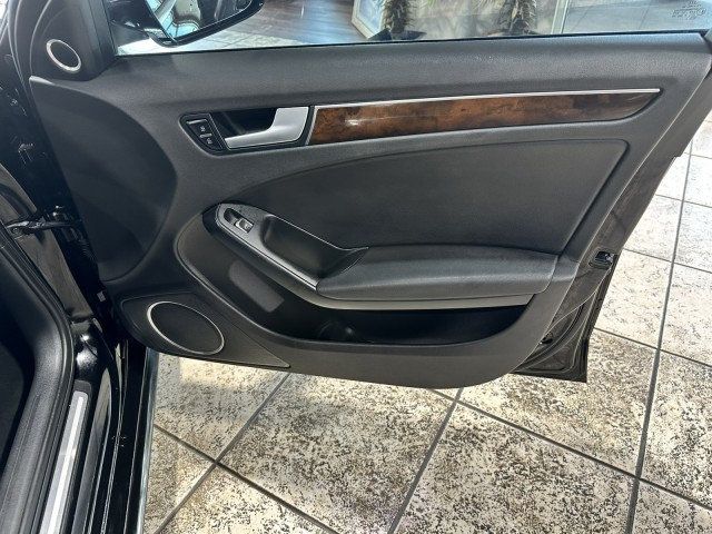 2015 Audi A4 4dr Sedan Automatic quattro 2.0T Premium Plus - 22993908 - 29