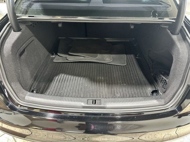 2015 Audi A4 4dr Sedan Automatic quattro 2.0T Premium Plus - 22993908 - 30