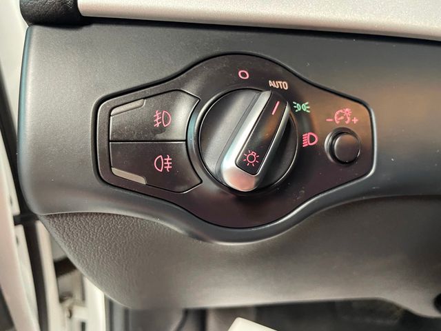 2015 Audi A4 4dr Sedan Automatic quattro 2.0T Prestige - 22870607 - 10