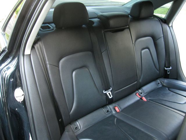2015 Audi A4 4dr Sedan Manual quattro 2.0T Premium Plus - 23049257 - 27