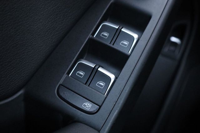 2015 Audi A4 Premium - 23083417 - 41