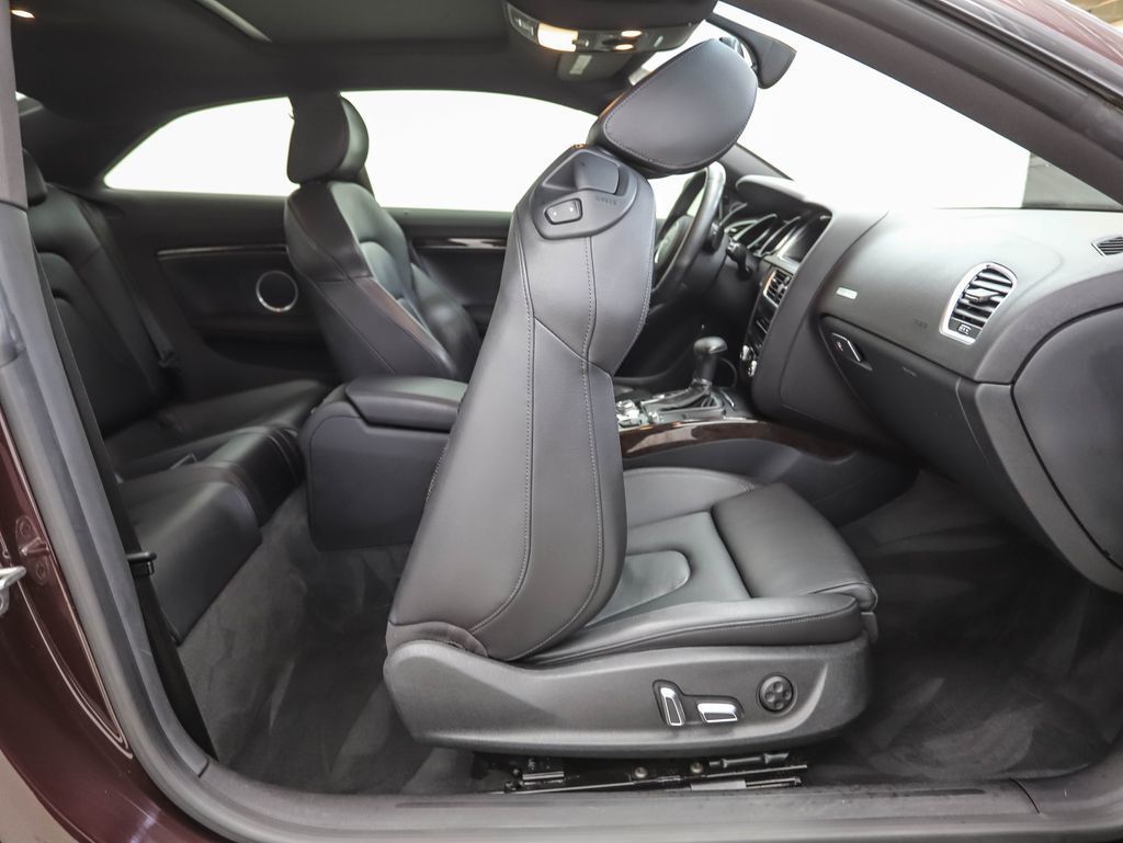 Audi A5 with a swivel seat 