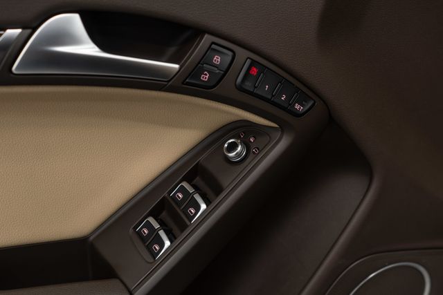 2015 Audi A5 Cabriolet 2dr Cabriolet Auto quattro 2.0T Premium Plus - 23004435 - 17