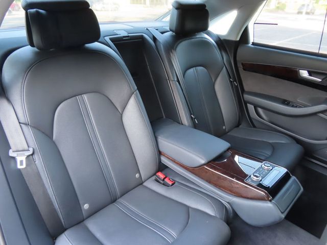 2015 Audi A8 L 4dr Sedan 3.0T - 23038836 - 30