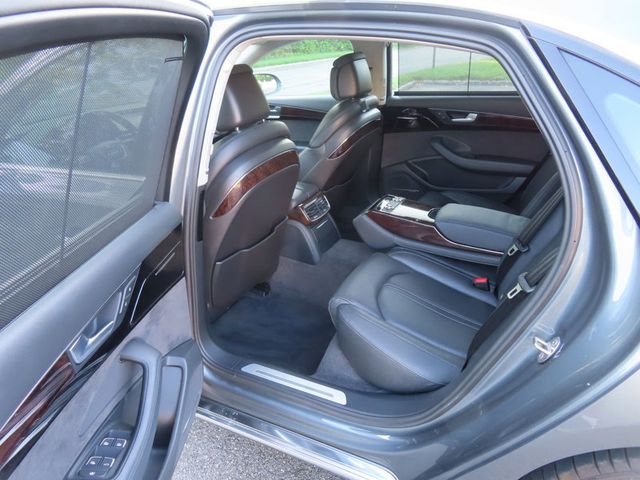 2015 Audi A8 L 4dr Sedan 3.0T - 23038836 - 32