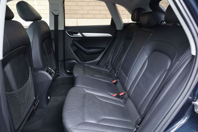 2015 Audi Q3 2.0T Prestige - 23055206 - 18