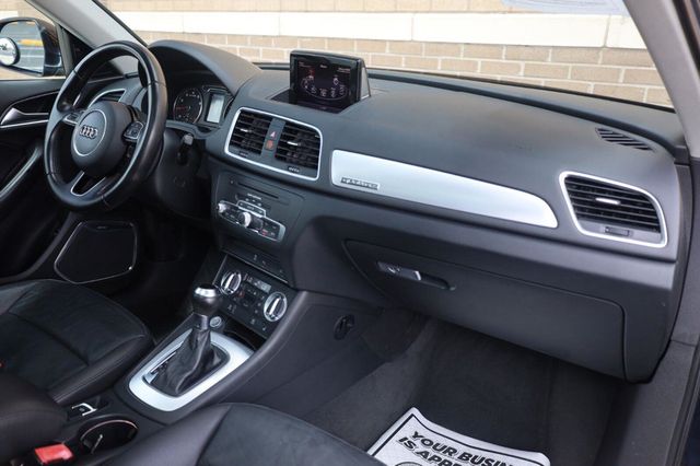 2015 Audi Q3 2.0T Prestige - 23055206 - 22