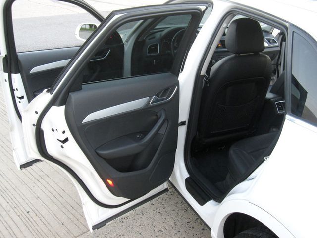 2015 Audi Q3 quattro 4dr 2.0T Premium Plus - 22932294 - 26