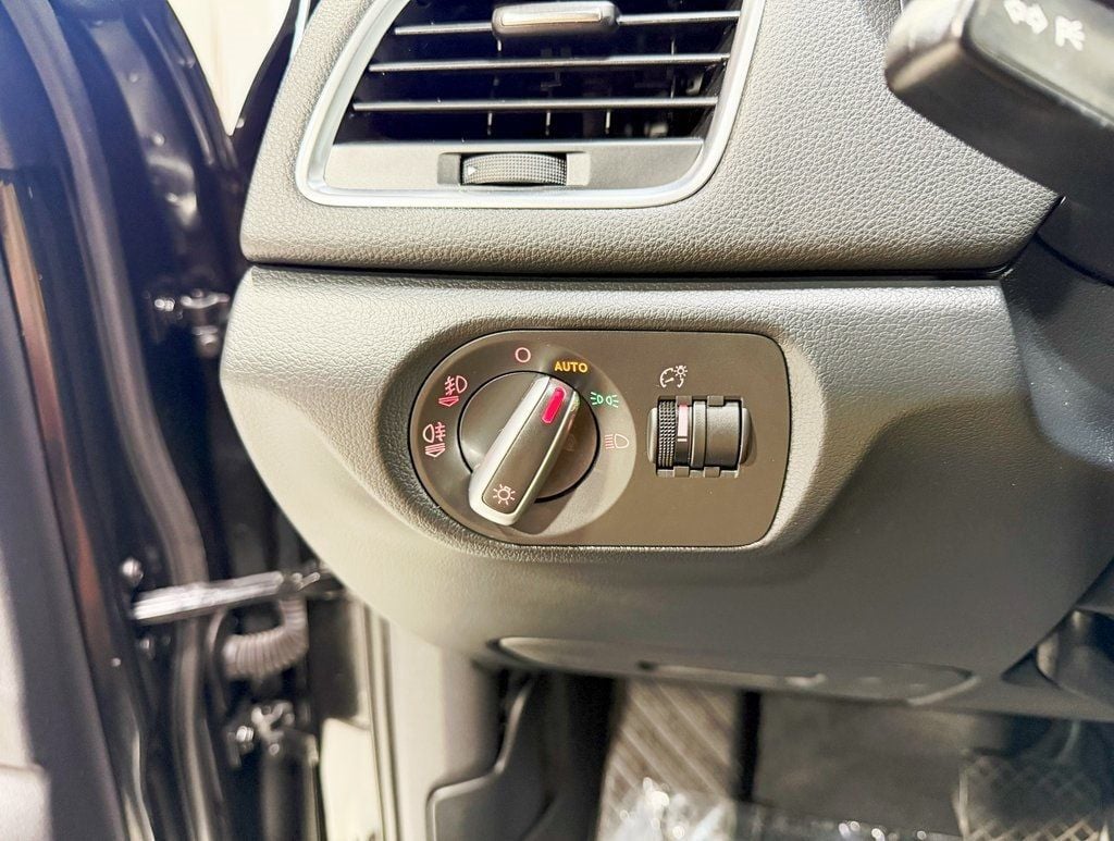 2015 Audi Q3 quattro 4dr 2.0T Prestige - 22927896 - 14