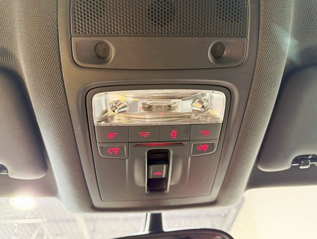 2015 Audi Q3 quattro 4dr 2.0T Prestige - 22927896 - 24