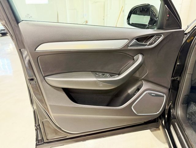 2015 Audi Q3 quattro 4dr 2.0T Prestige - 22927896 - 30