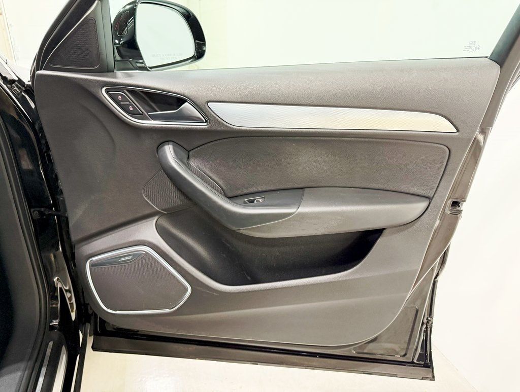 2015 Audi Q3 quattro 4dr 2.0T Prestige - 22927896 - 42