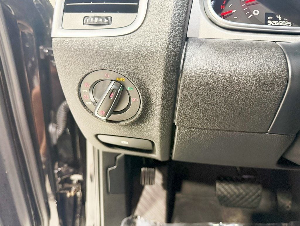 2015 Audi Q7 3.0T Premium Plus photo 12
