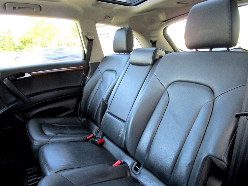 2015 Audi Q7 3.0T Premium Plus photo 10