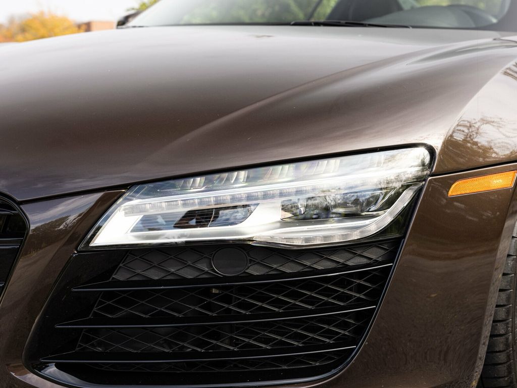 2015 Audi R8 1 of 1 Car, Last Year Gated Manual V10, Teak Brown Metallic - 22914049 - 17
