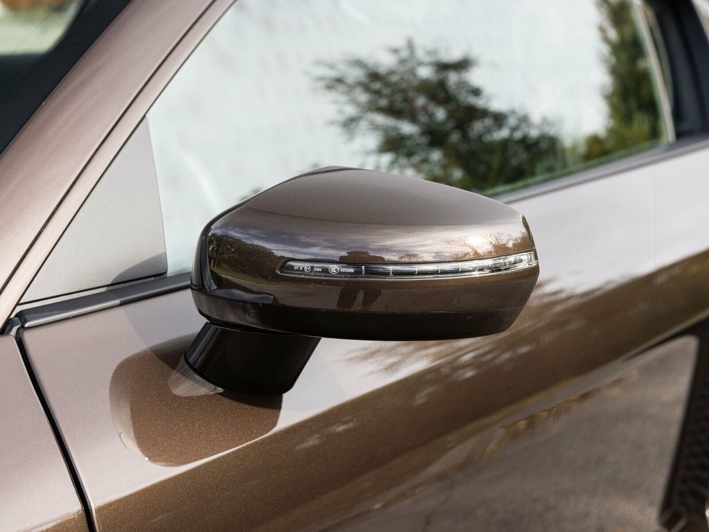 2015 Audi R8 1 of 1 Car, Last Year Gated Manual V10, Teak Brown Metallic - 22914049 - 21