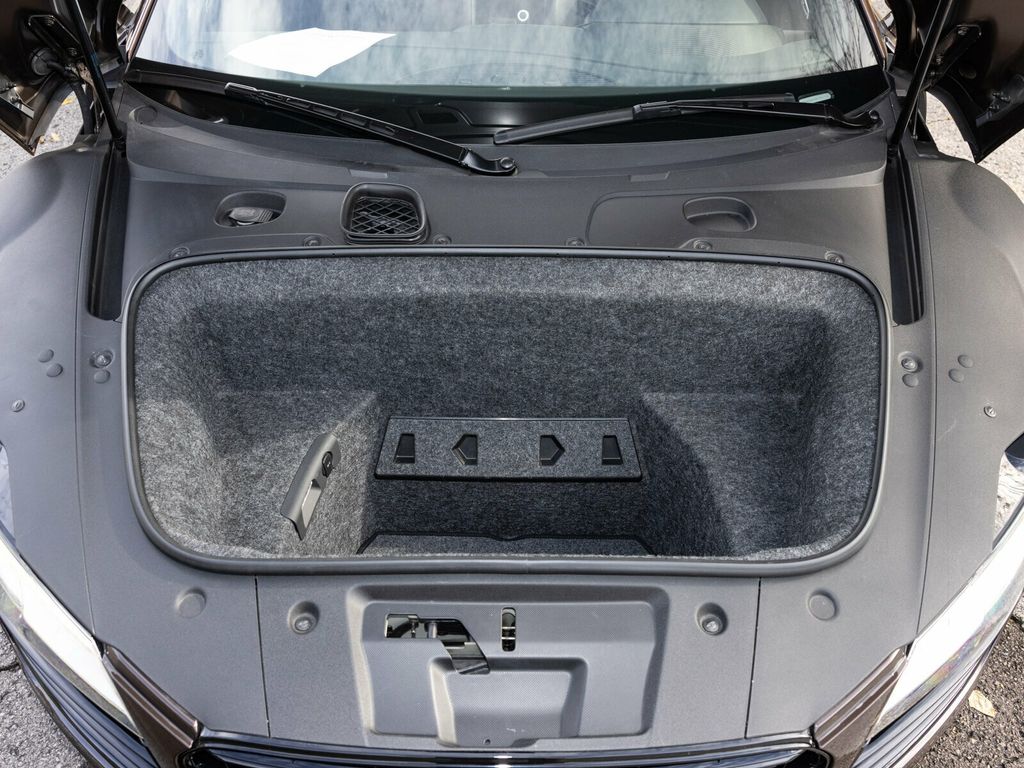 2015 Audi R8 1 of 1 Car, Last Year Gated Manual V10, Teak Brown Metallic - 22914049 - 71