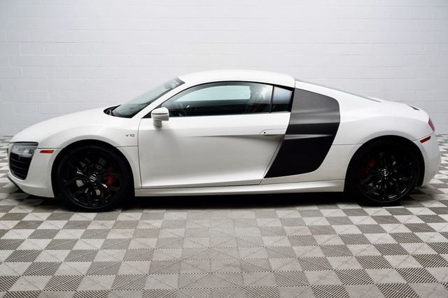 2015 Audi R8 2dr Coupe Automatic quattro V10 - 22534374 - 18