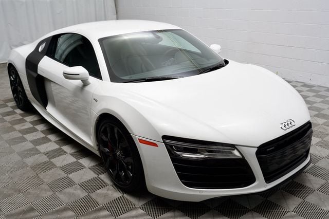 2015 Audi R8 2dr Coupe Automatic quattro V10 - 22534374 - 5