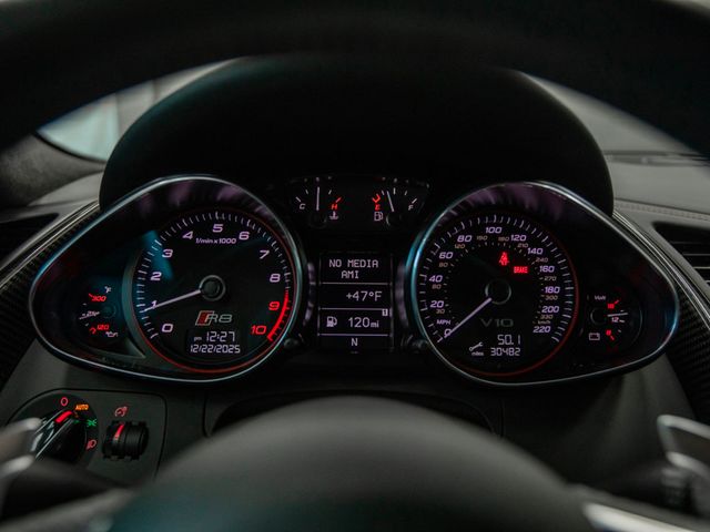 2015 Audi R8 2dr Coupe Automatic quattro V10 plus - 22963264 - 25