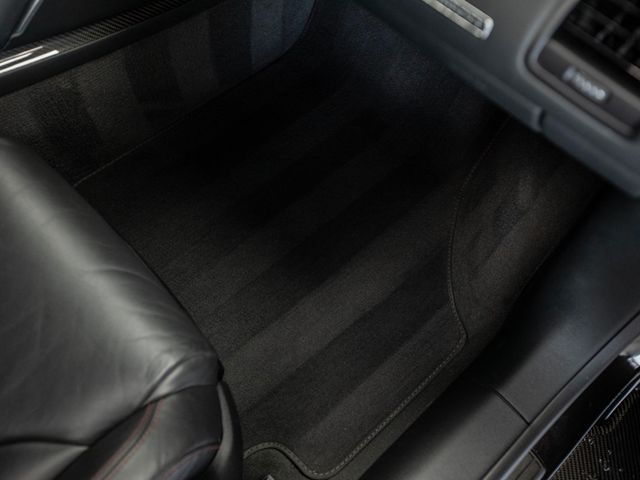 2015 Audi R8 2dr Coupe Automatic quattro V10 plus - 22963264 - 33