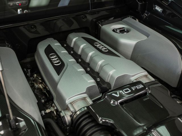 2015 Audi R8 2dr Coupe Automatic quattro V10 plus - 22963264 - 36