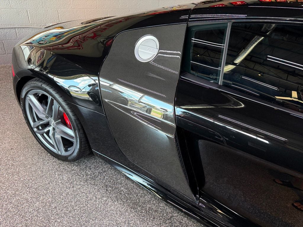 2015 Audi R8 Coupe Quattro V10 Plus photo 10