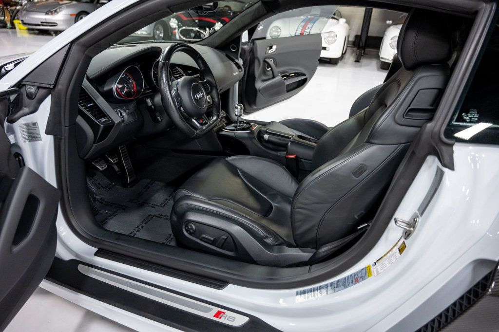 2015 Audi R8 2dr Coupe Manual quattro V10 - 22936811 - 13