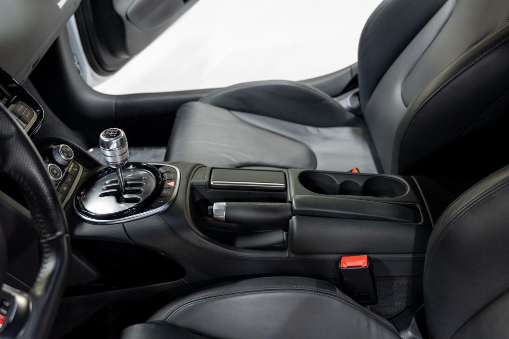 2015 Audi R8 2dr Coupe Manual quattro V10 - 22936811 - 20