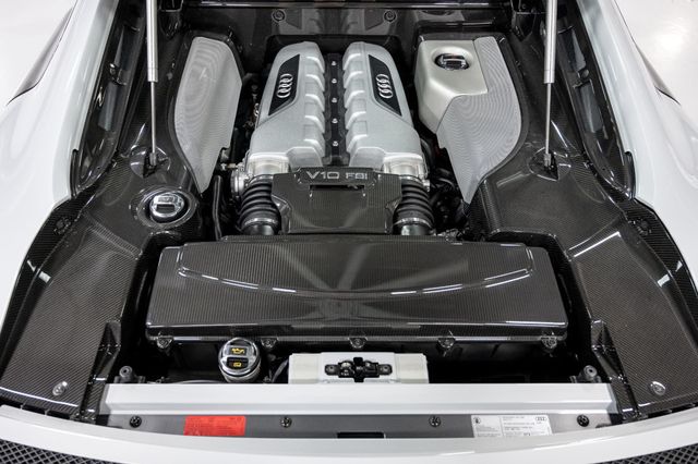 2015 Audi R8 2dr Coupe Manual quattro V10 - 22936811 - 25