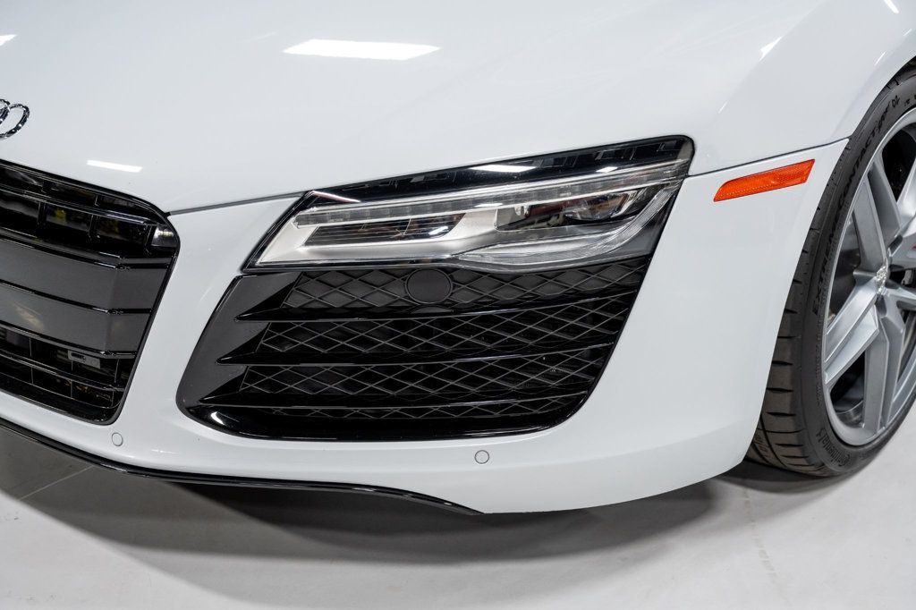 2015 Audi R8 2dr Coupe Manual quattro V10 - 22936811 - 27