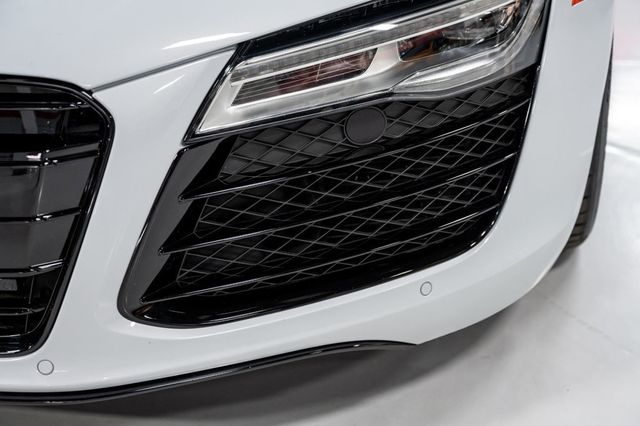 2015 Audi R8 2dr Coupe Manual quattro V10 - 22936811 - 28