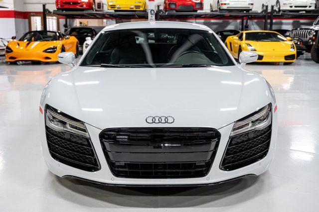 2015 Audi R8 2dr Coupe Manual quattro V10 - 22936811 - 31