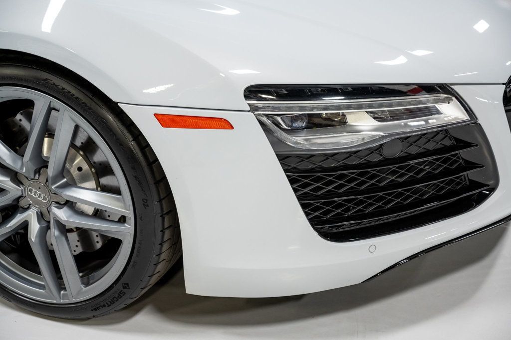 2015 Audi R8 2dr Coupe Manual quattro V10 - 22936811 - 36