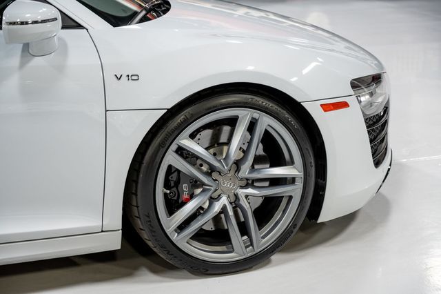 2015 Audi R8 2dr Coupe Manual quattro V10 - 22936811 - 38