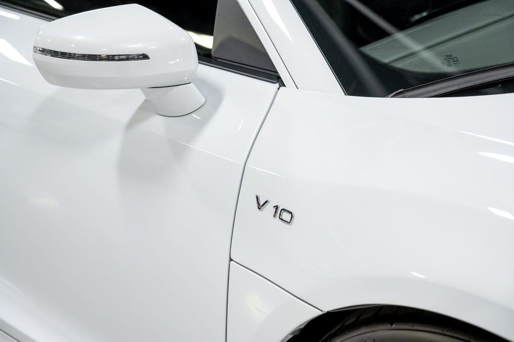 2015 Audi R8 2dr Coupe Manual quattro V10 - 22936811 - 40