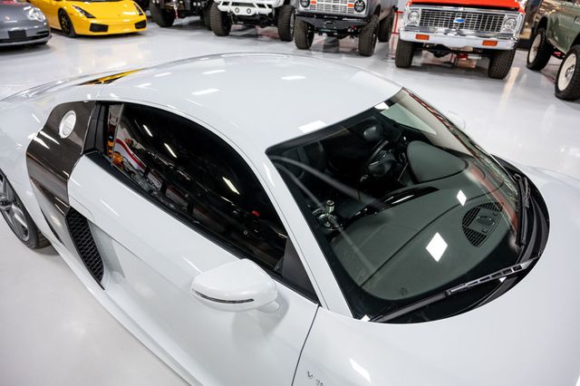 2015 Audi R8 2dr Coupe Manual quattro V10 - 22936811 - 42