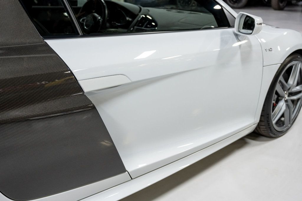 2015 Audi R8 2dr Coupe Manual quattro V10 - 22936811 - 46