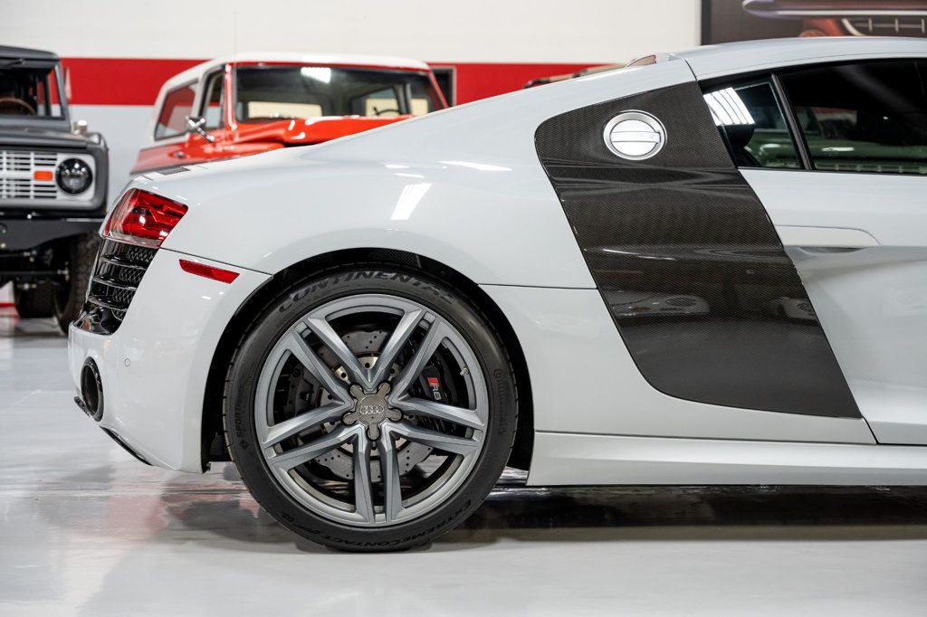 2015 Audi R8 2dr Coupe Manual quattro V10 - 22936811 - 51