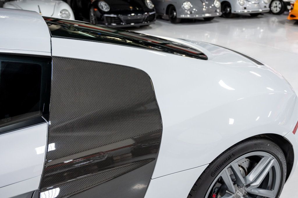 2015 Audi R8 2dr Coupe Manual quattro V10 - 22936811 - 69