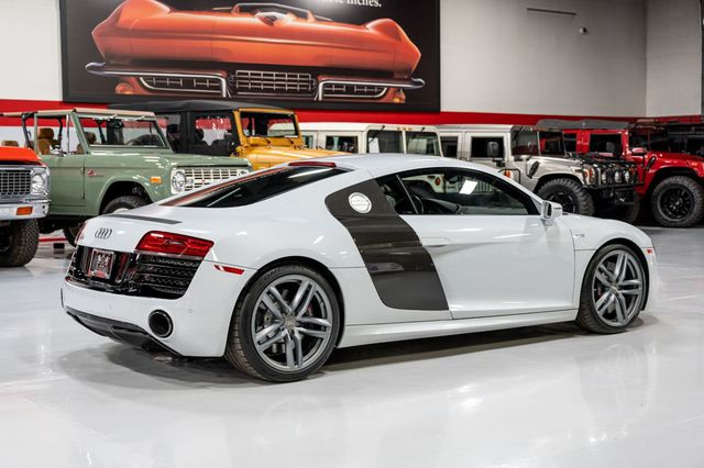 2015 Audi R8 2dr Coupe Manual quattro V10 - 22936811 - 7