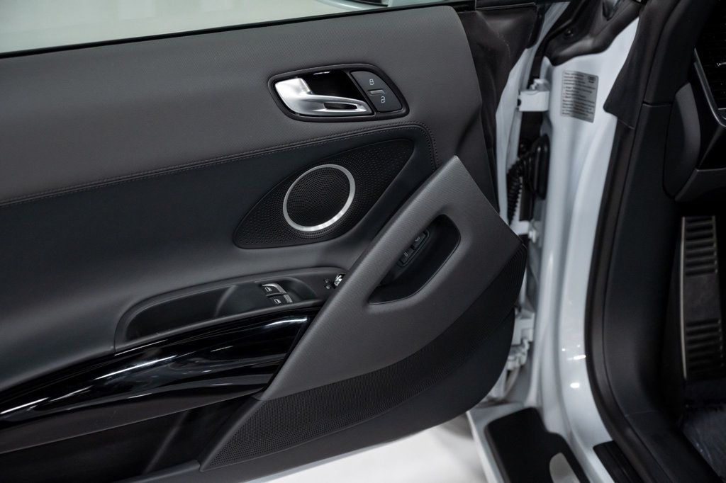 2015 Audi R8 2dr Coupe Manual quattro V10 - 22936811 - 80