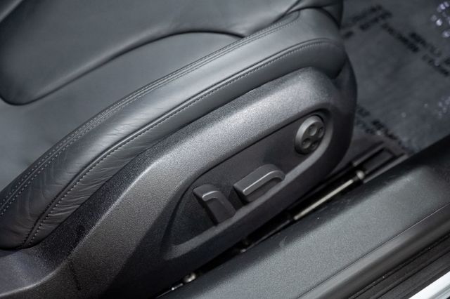 2015 Audi R8 2dr Coupe Manual quattro V10 - 22936811 - 86