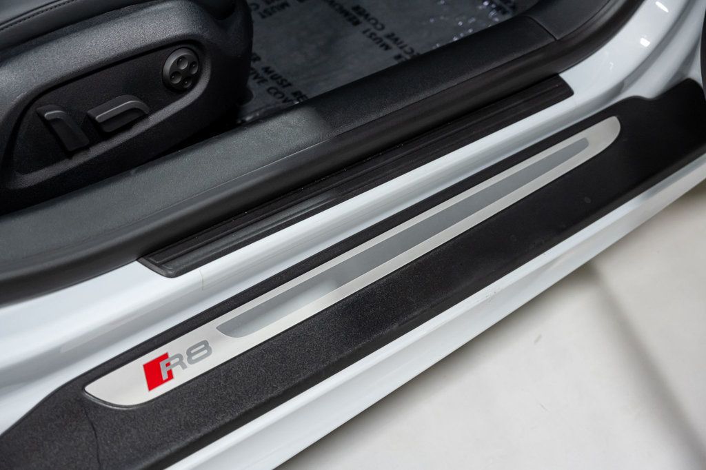 2015 Audi R8 2dr Coupe Manual quattro V10 - 22936811 - 87