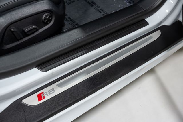 2015 Audi R8 2dr Coupe Manual quattro V10 - 22936811 - 87