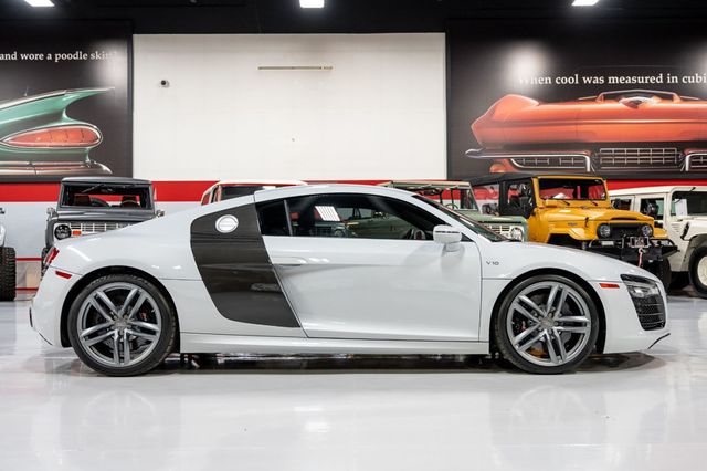 2015 Audi R8 2dr Coupe Manual quattro V10 - 22936811 - 8