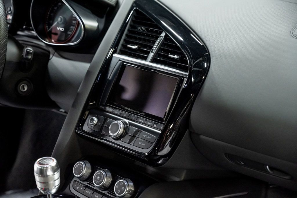 2015 Audi R8 2dr Coupe Manual quattro V10 - 22936811 - 89