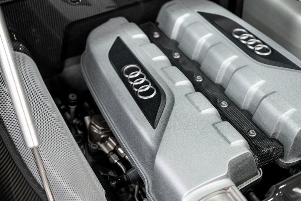 2015 Audi R8 2dr Coupe Manual quattro V10 - 22936811 - 91