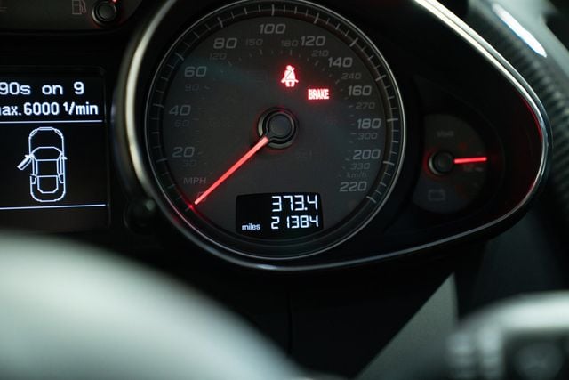 2015 Audi R8 2dr Coupe Manual quattro V8 - 23081689 - 12